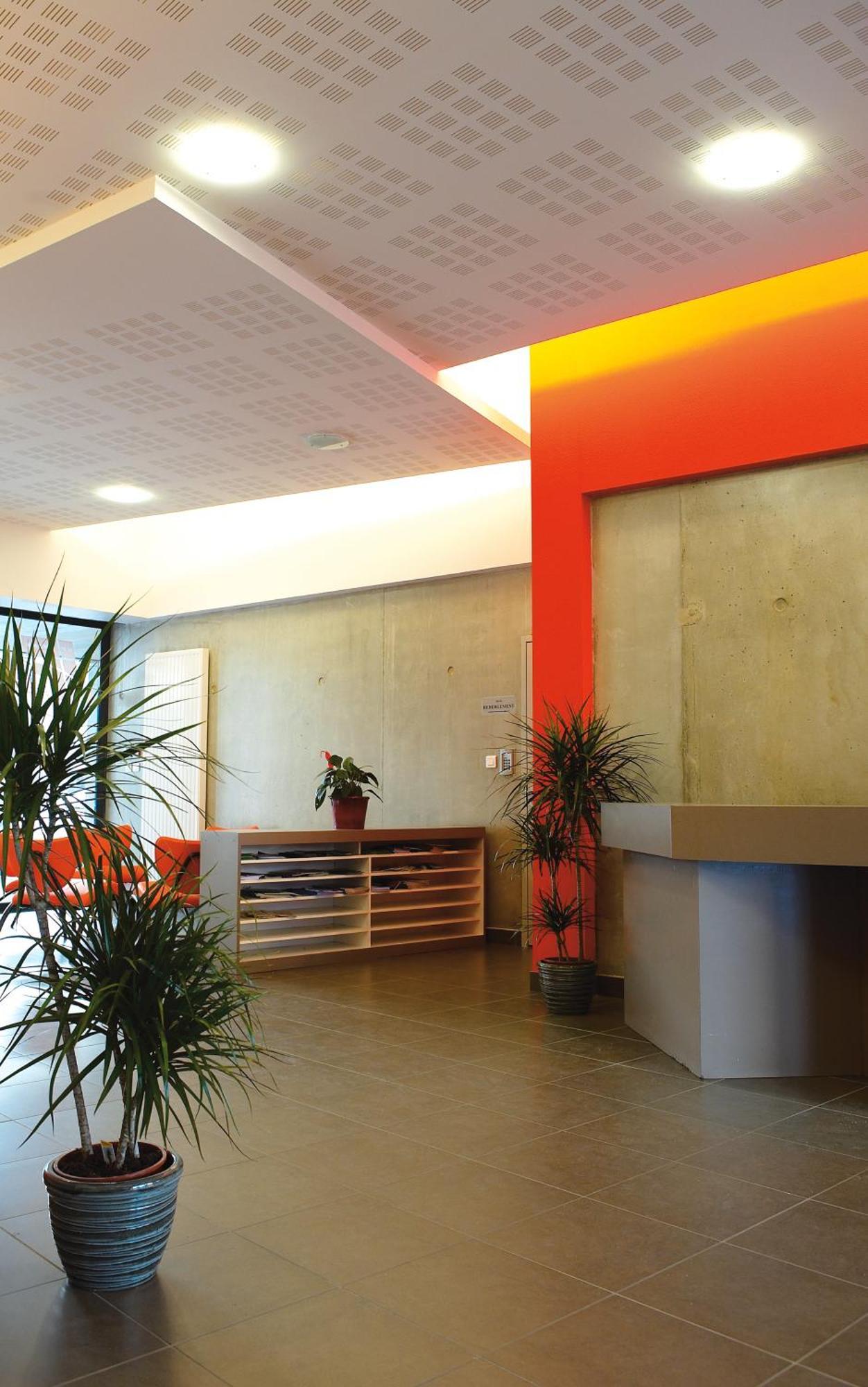Hotel Jf Accueil & Formation Cholet Zewnętrze zdjęcie